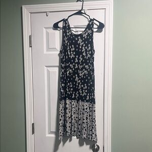 Floral Black and White Sleeveless Dress